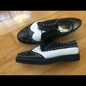 Michael Kors Black White Sofie Stud Oxford Sz 8.5